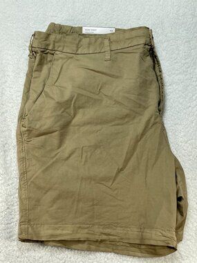 American Eagle Mens Size 40 Flex Above Knee 6" Inseam Khaki Shorts NWT